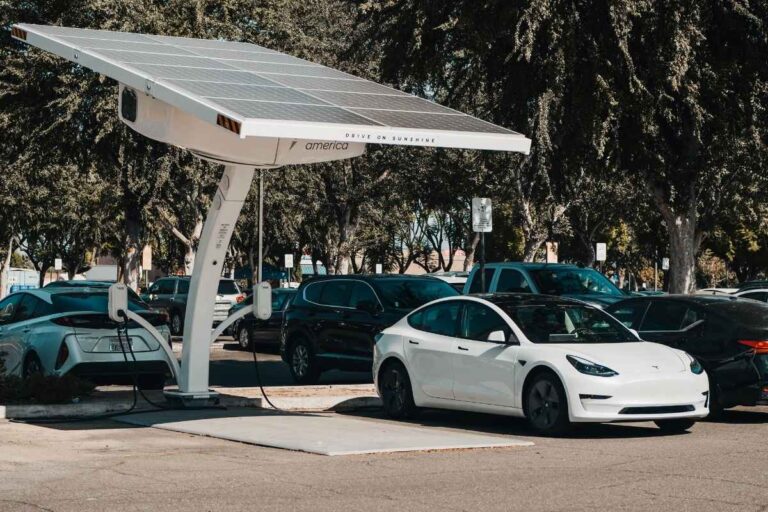 Best-Apps-for-Finding-EV-Charging-Stations